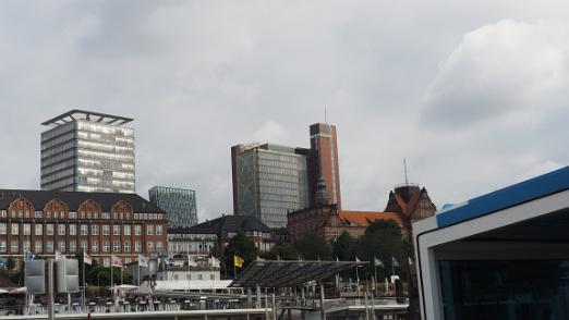 P8251554